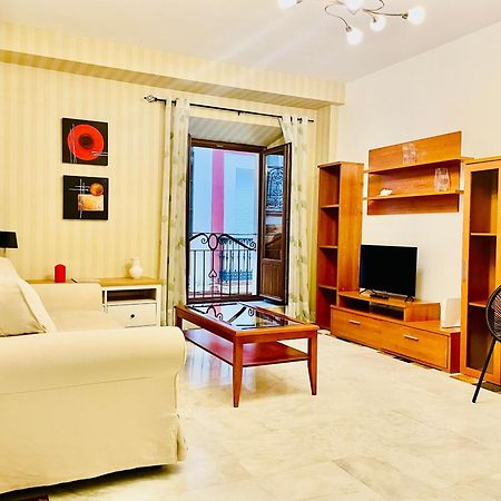 Entrecatedrales Suite Севилья Экстерьер фото